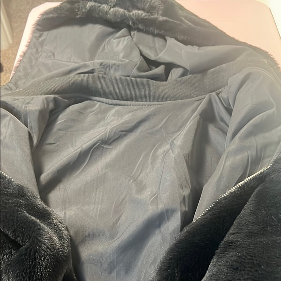 Reversible Hooded Faux Fur Jacket - Picture 8 of 8